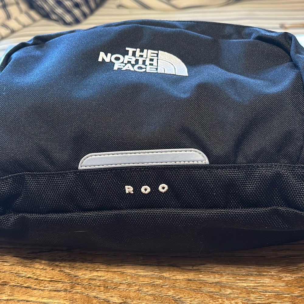 North Face Roo Waist Bag - Picture 3 of 7